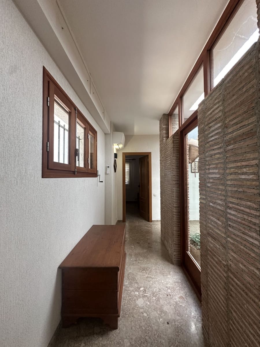 6 makuuhuone Huvila myytävänä paikassa Ontinyent mukana uima-altaan 
autotalli - 720 000 € (Ref: 9421898)