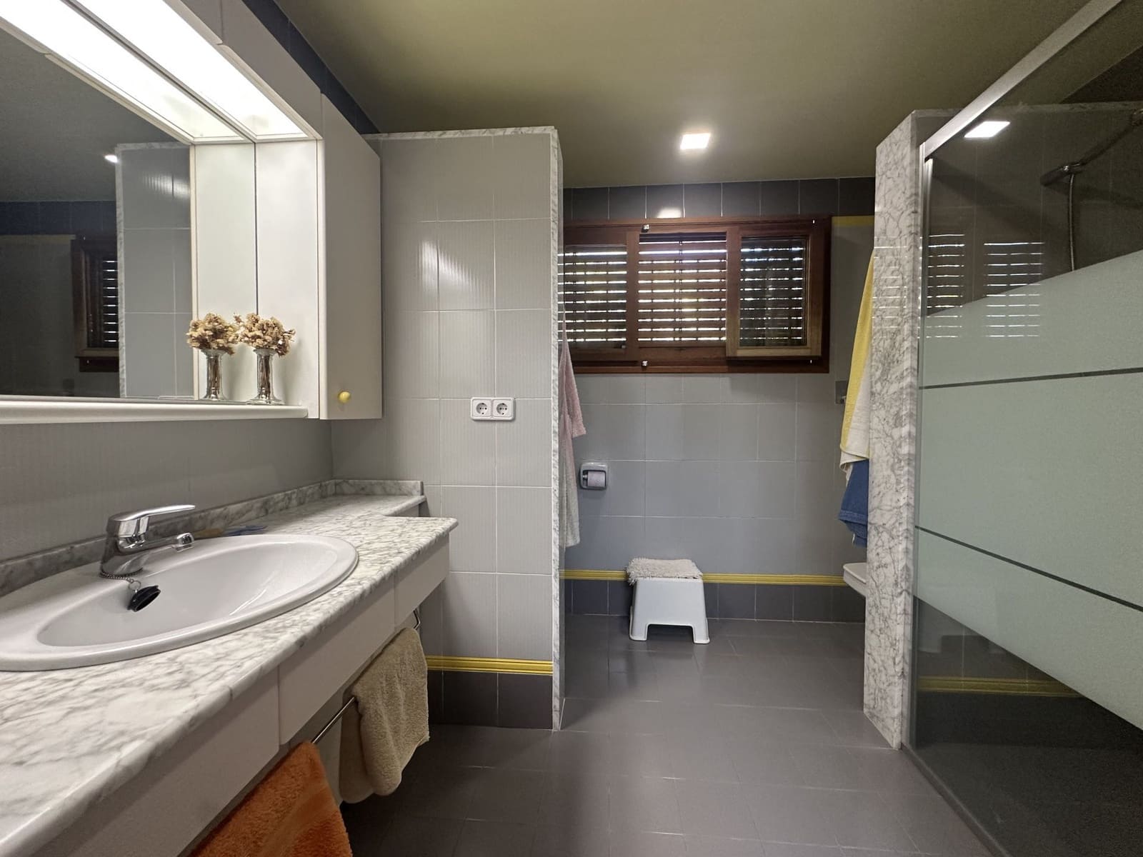 6 makuuhuone Huvila myytävänä paikassa Ontinyent mukana uima-altaan 
autotalli - 720 000 € (Ref: 9421898)