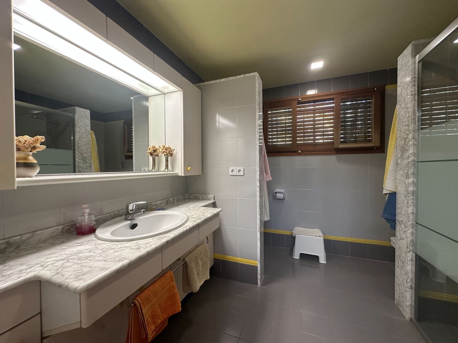 6 makuuhuone Huvila myytävänä paikassa Ontinyent mukana uima-altaan 
autotalli - 720 000 € (Ref: 9421898)