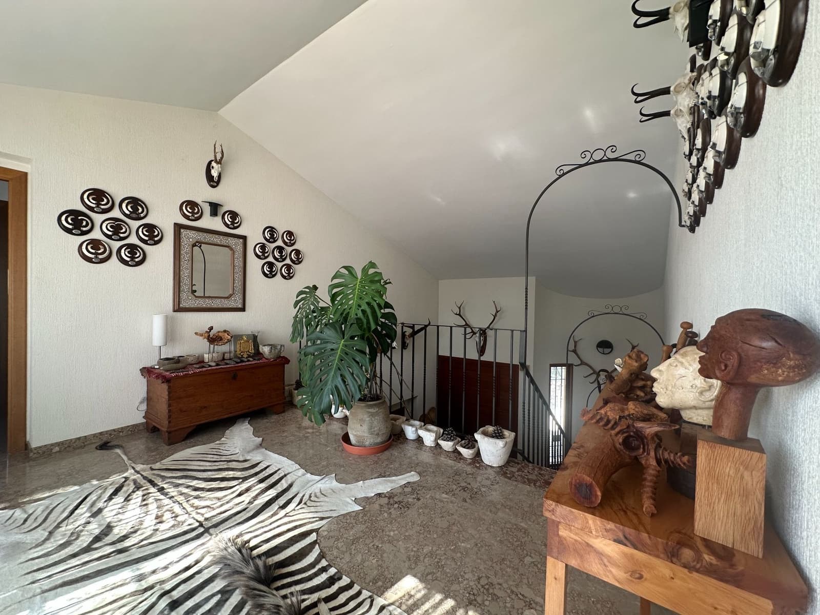 6 makuuhuone Huvila myytävänä paikassa Ontinyent mukana uima-altaan 
autotalli - 720 000 € (Ref: 9421898)