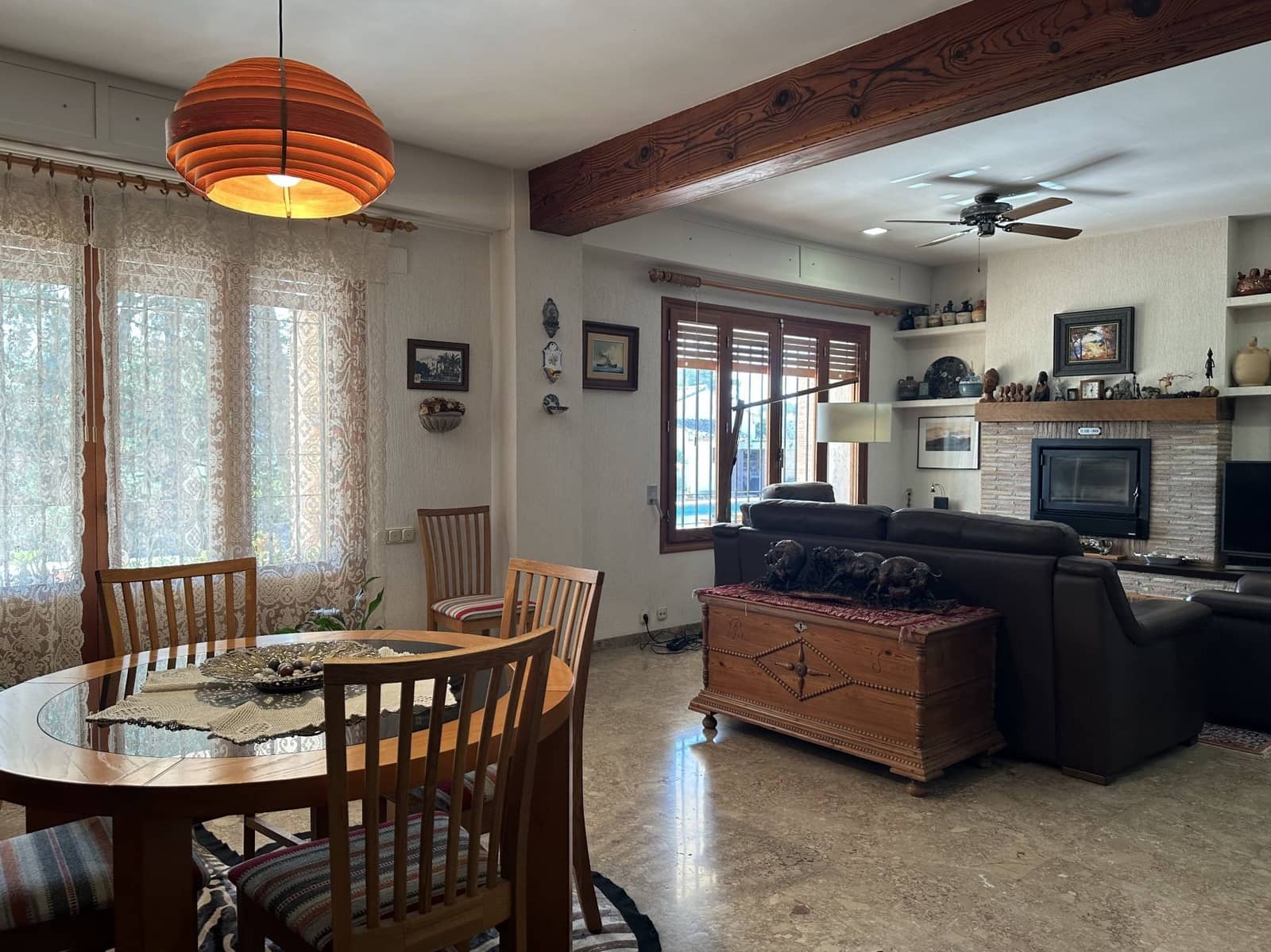 6 makuuhuone Huvila myytävänä paikassa Ontinyent mukana uima-altaan 
autotalli - 720 000 € (Ref: 9421898)