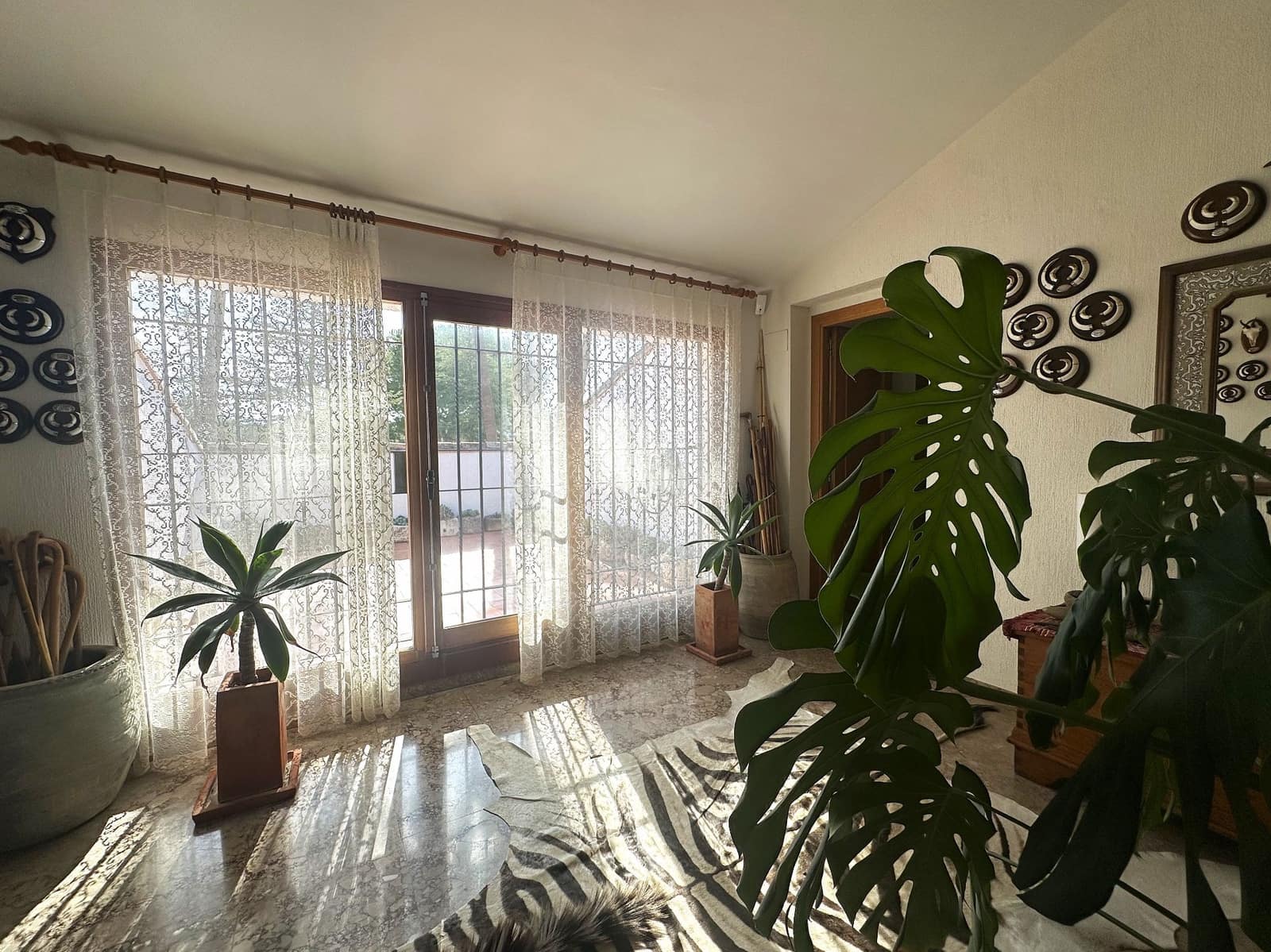 6 makuuhuone Huvila myytävänä paikassa Ontinyent mukana uima-altaan 
autotalli - 720 000 € (Ref: 9421898)