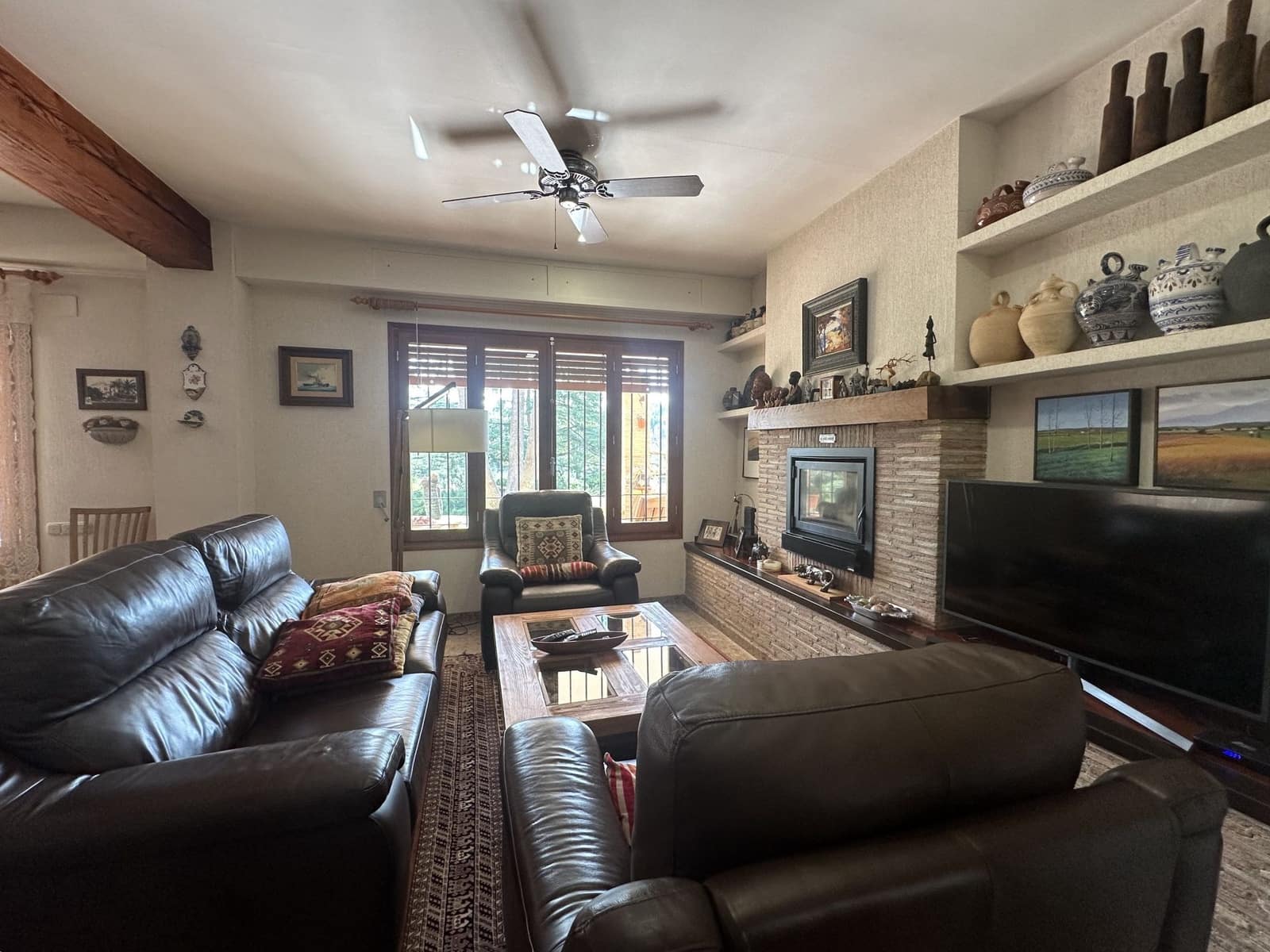 6 makuuhuone Huvila myytävänä paikassa Ontinyent mukana uima-altaan 
autotalli - 720 000 € (Ref: 9421898)