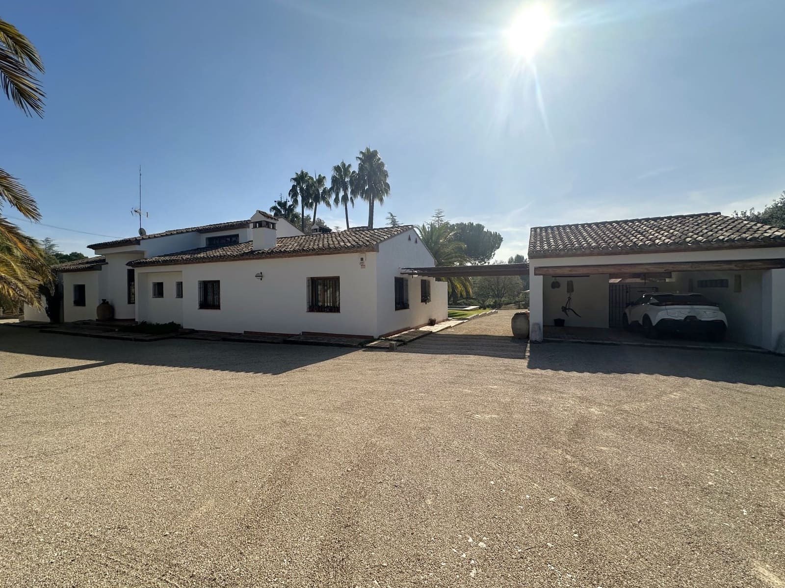 6 makuuhuone Huvila myytävänä paikassa Ontinyent mukana uima-altaan 
autotalli - 720 000 € (Ref: 9421898)