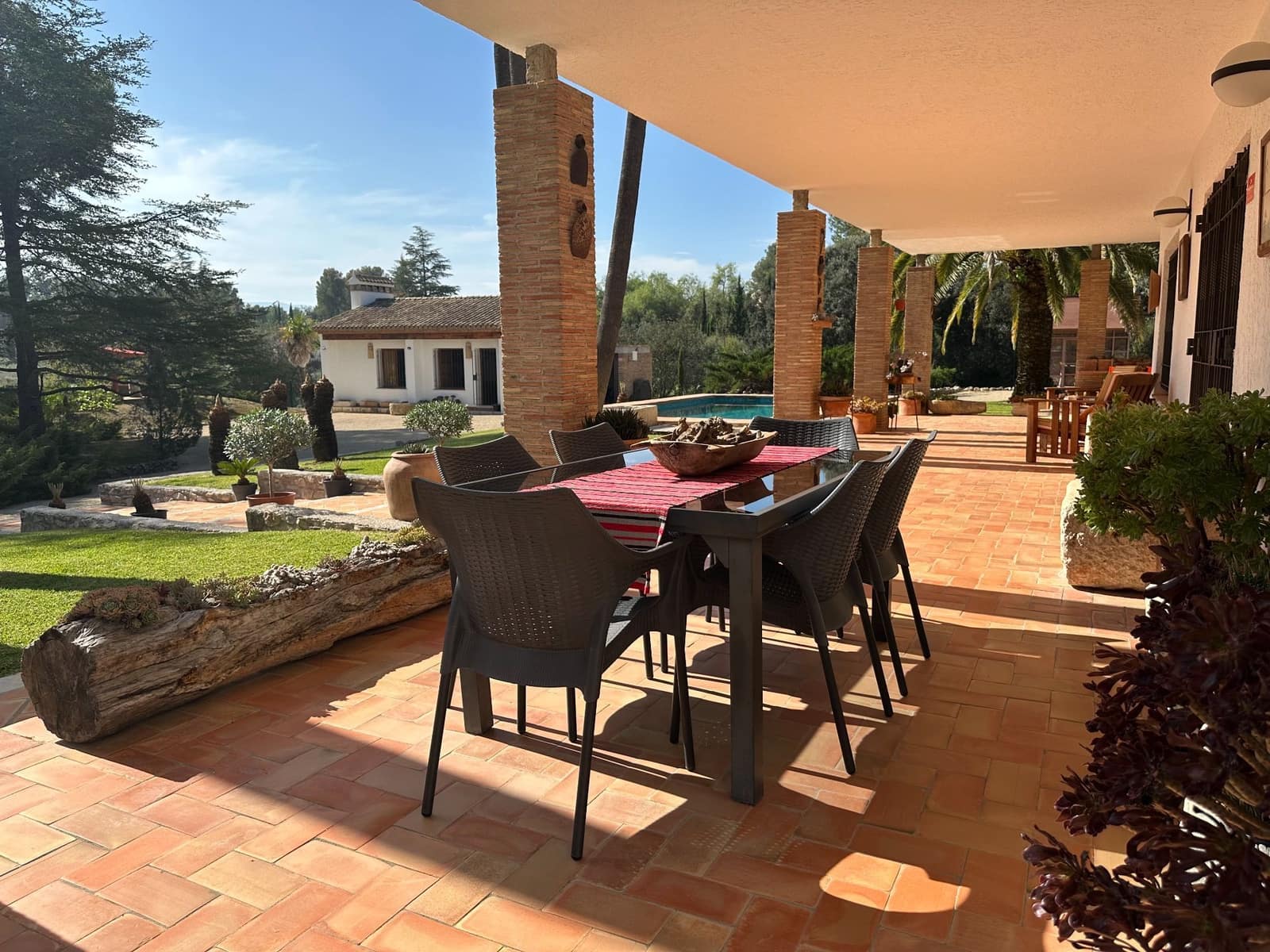 6 makuuhuone Huvila myytävänä paikassa Ontinyent mukana uima-altaan 
autotalli - 720 000 € (Ref: 9421898)