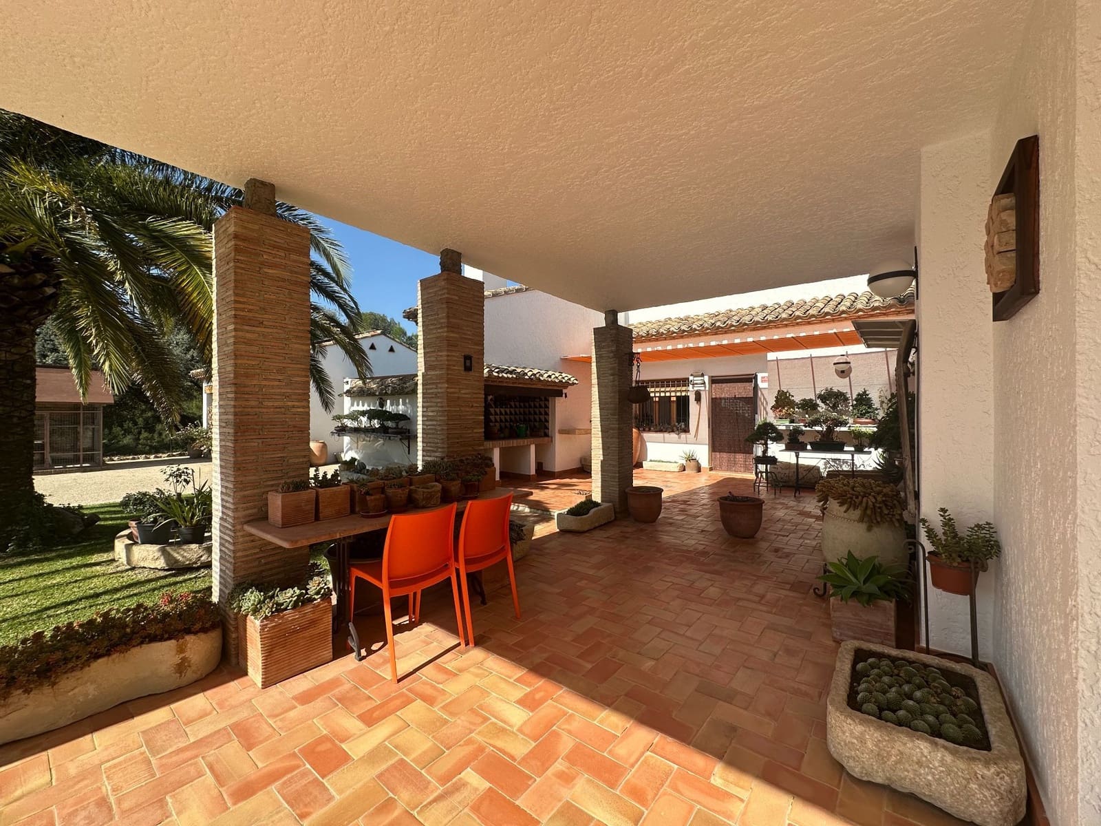 6 makuuhuone Huvila myytävänä paikassa Ontinyent mukana uima-altaan 
autotalli - 720 000 € (Ref: 9421898)