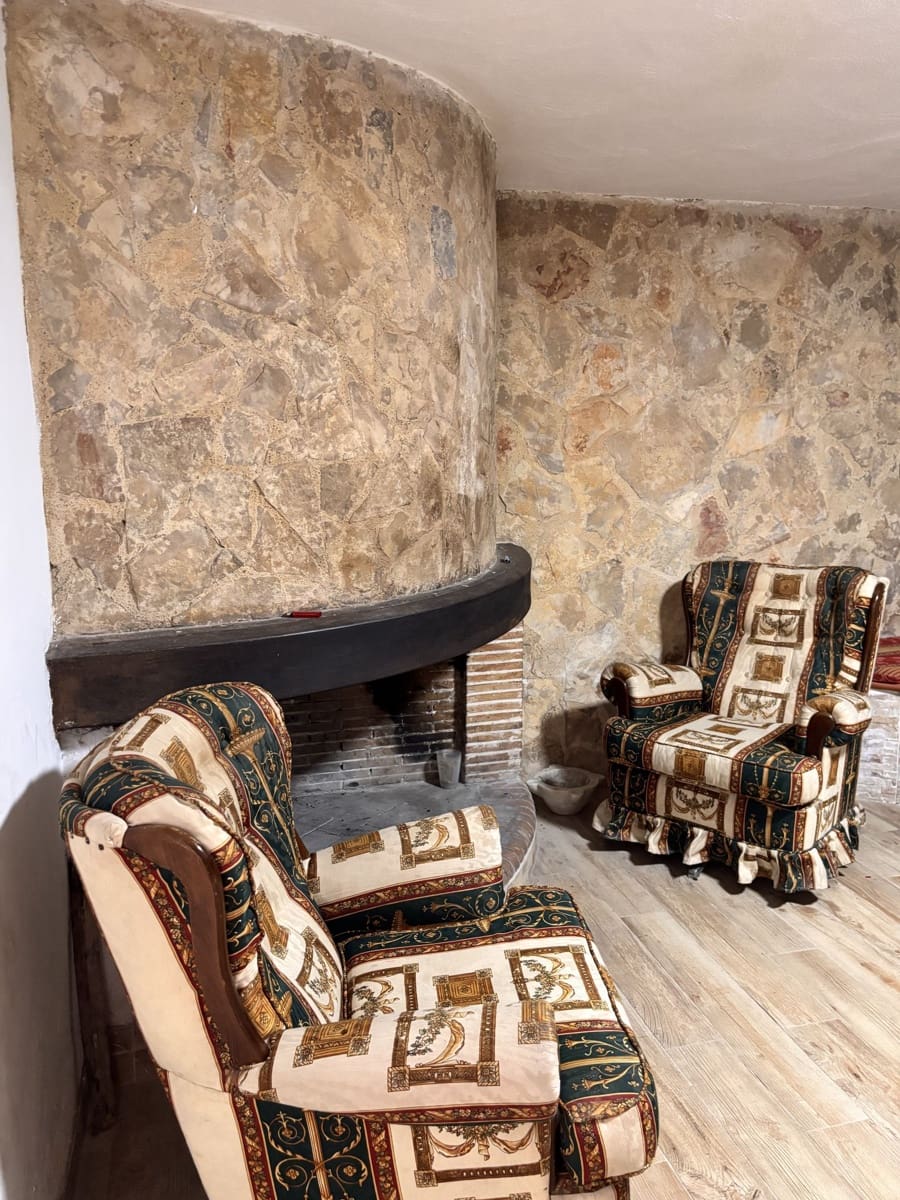 6 bedroom Villa for sale in Ontinyent with pool garage - € 820,000 (Ref: 9421899)