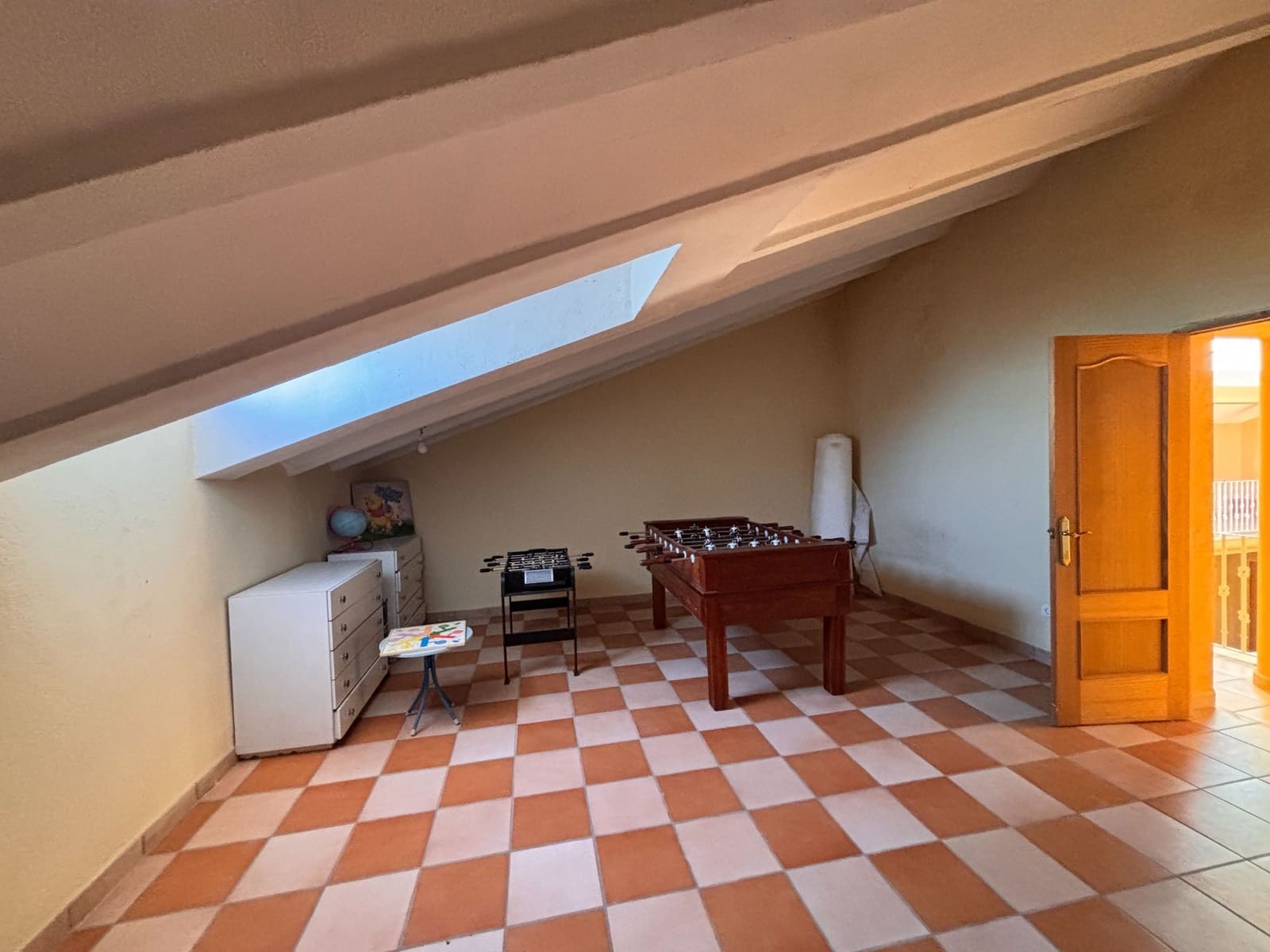 6 bedroom Villa for sale in Ontinyent with pool garage - € 820,000 (Ref: 9421899)