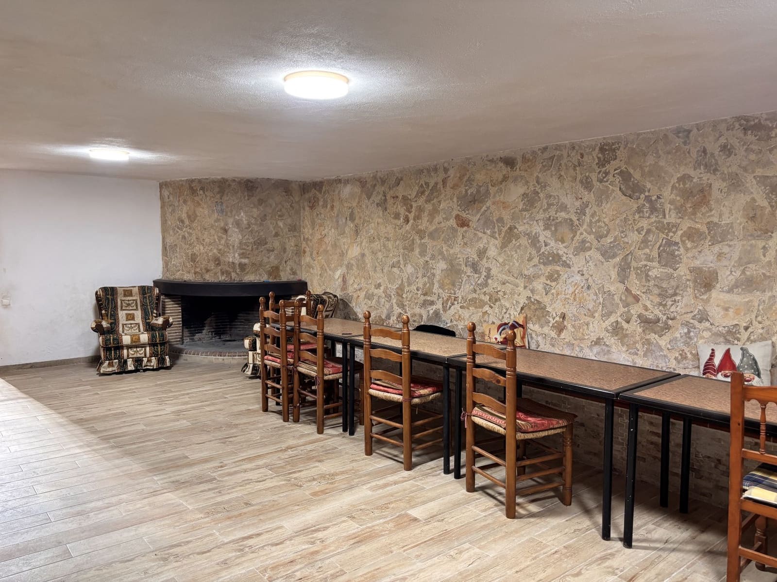 6 bedroom Villa for sale in Ontinyent with pool garage - € 820,000 (Ref: 9421899)