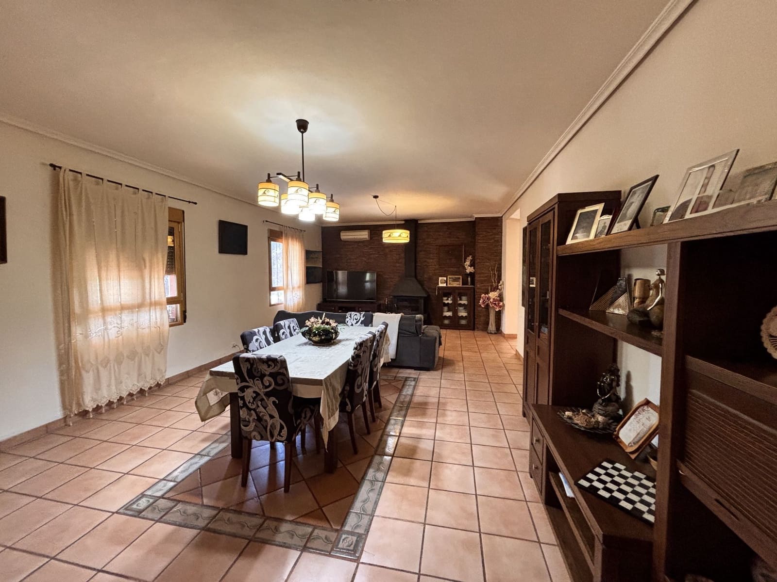 6 bedroom Villa for sale in Ontinyent with pool garage - € 820,000 (Ref: 9421899)