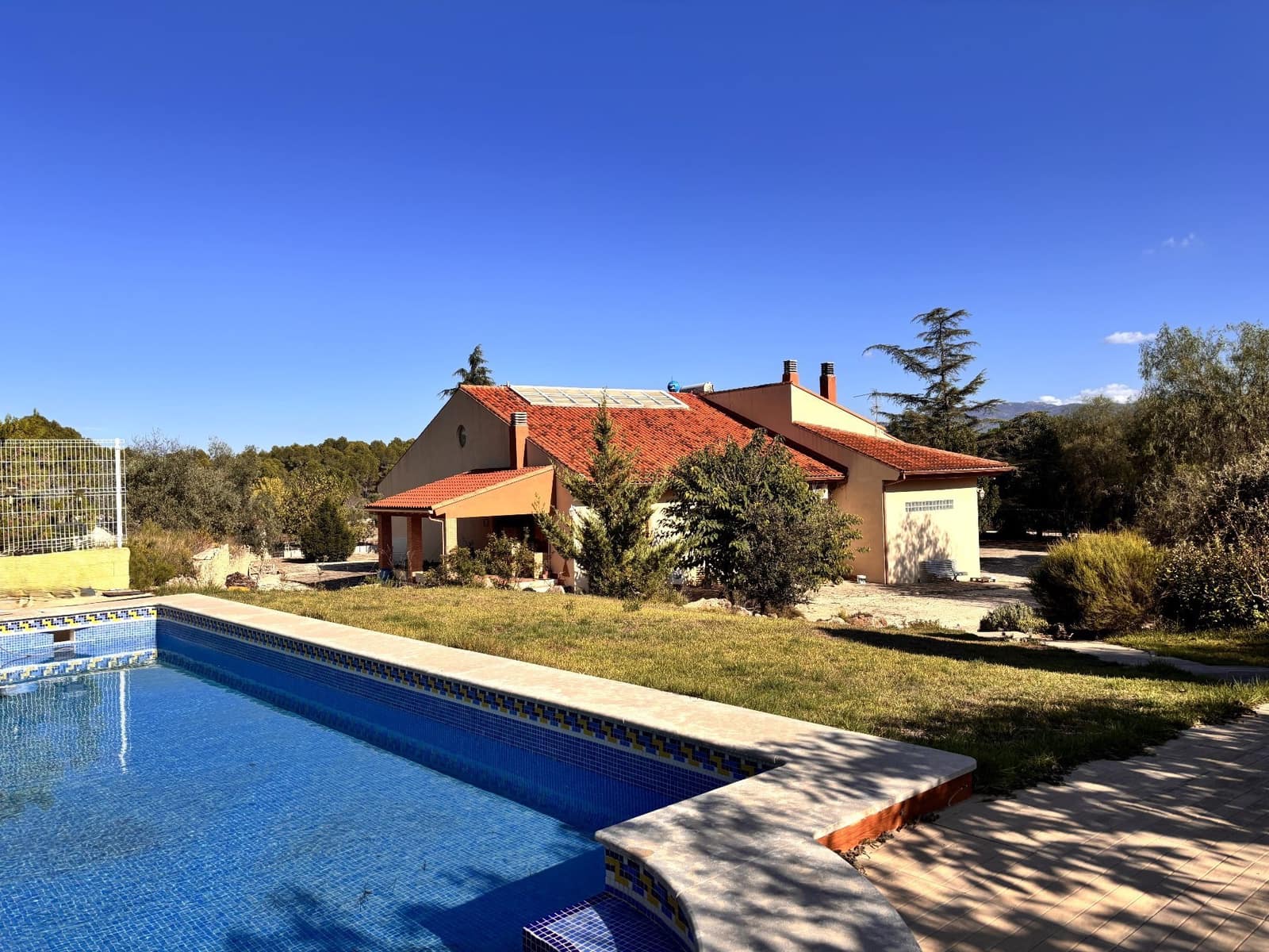 6 bedroom Villa for sale in Ontinyent with pool garage - € 820,000 (Ref: 9421899)