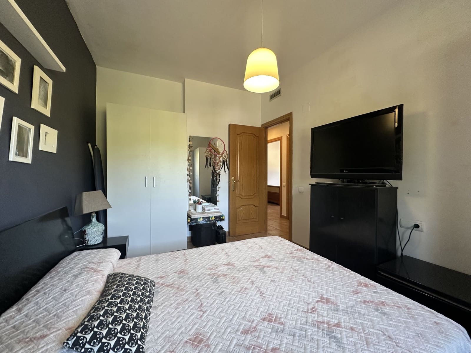 4 slaapkamer Villa te koop in Ontinyent met zwembad garage - € 340.000 (Ref: 9451652)