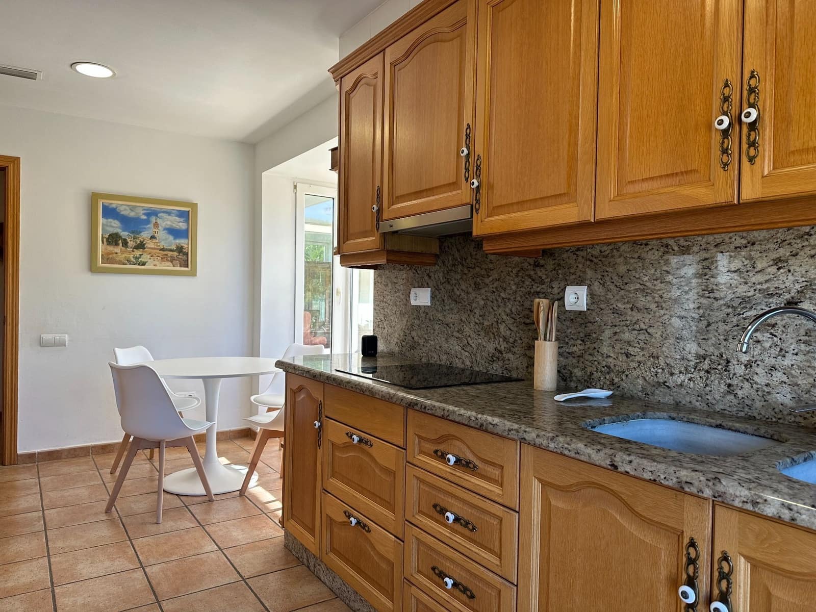 4 slaapkamer Villa te koop in Ontinyent met zwembad garage - € 340.000 (Ref: 9451652)