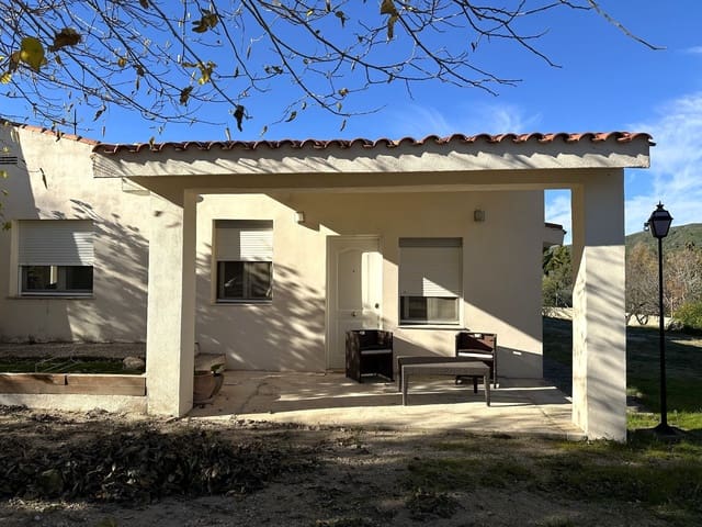 4 slaapkamer Villa te koop in Ontinyent met zwembad garage - € 340.000 (Ref: 9451652)