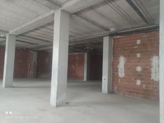 Kommersiell til leie i Sector V, Elche / Elx - € 12 000 (Ref: 10130310)