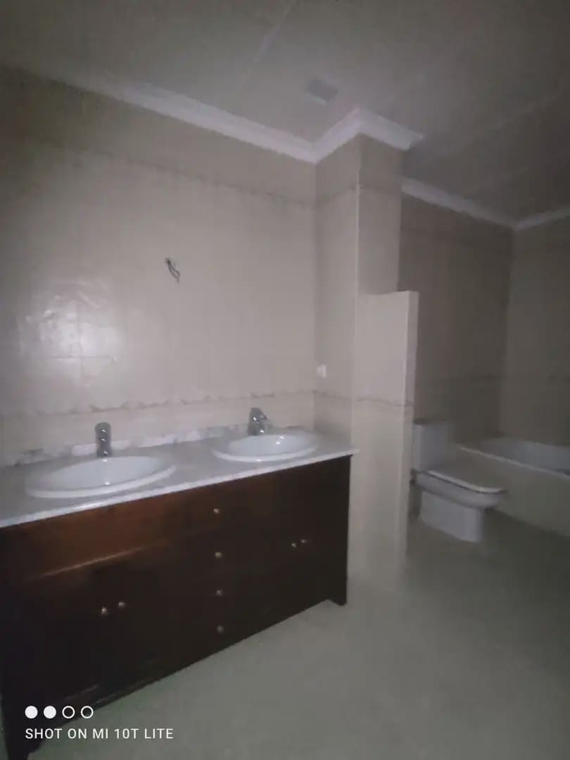 4 bedroom Flat for sale in Elche / Elx with garage - € 456,000 (Ref: 10130313)