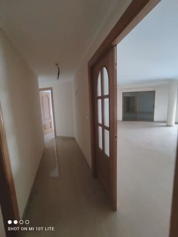 4 bedroom Flat for sale in Centro, Elche / Elx with garage - € 456,000 (Ref: 10130313)