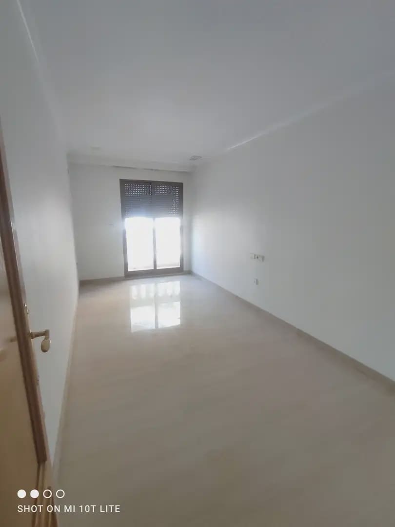 4 bedroom Flat for sale in Elche / Elx with garage - € 456,000 (Ref: 10130313)