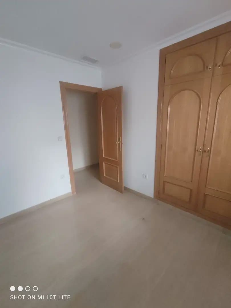 4 bedroom Flat for sale in Elche / Elx with garage - € 456,000 (Ref: 10130313)