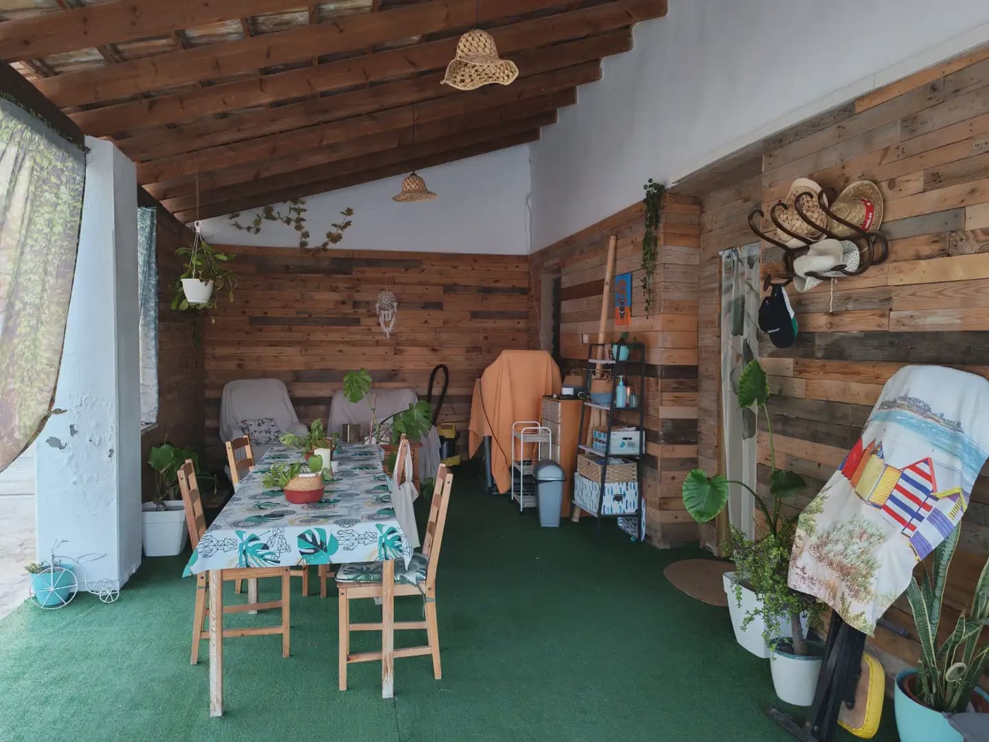 7 bedroom Semi-detached Villa for sale in Elche / Elx with garage - € 800,000 (Ref: 10130314)