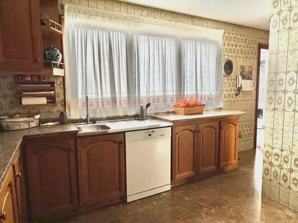 8 bedroom Flat for sale in Elche / Elx - € 799,000 (Ref: 10130315)