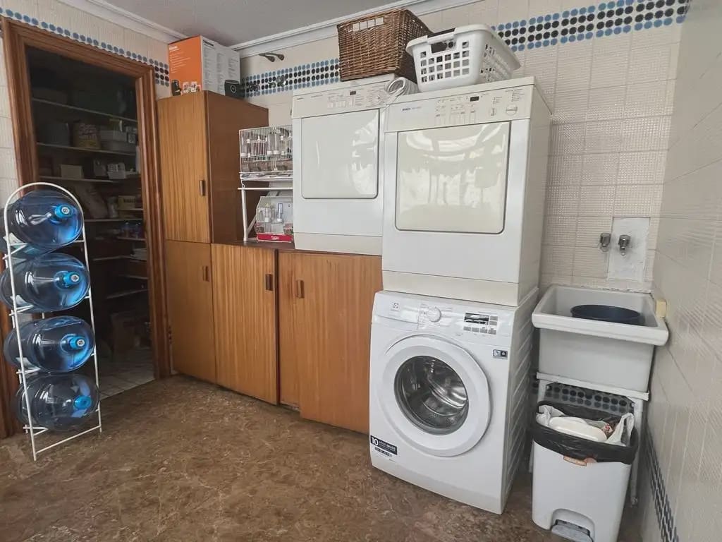 8 bedroom Flat for sale in Elche / Elx - € 799,000 (Ref: 10130315)