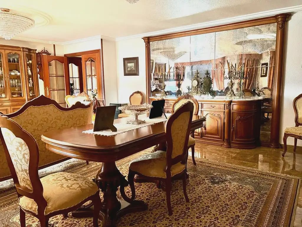 8 bedroom Flat for sale in Elche / Elx - € 799,000 (Ref: 10130315)