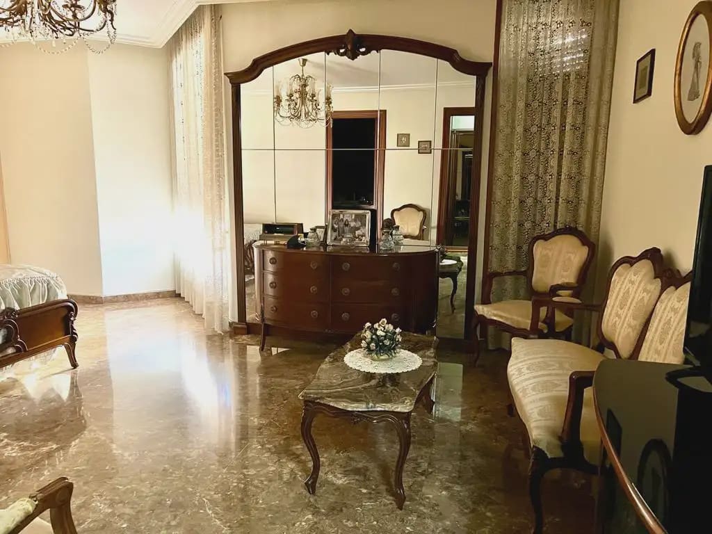 8 bedroom Flat for sale in Elche / Elx - € 799,000 (Ref: 10130315)