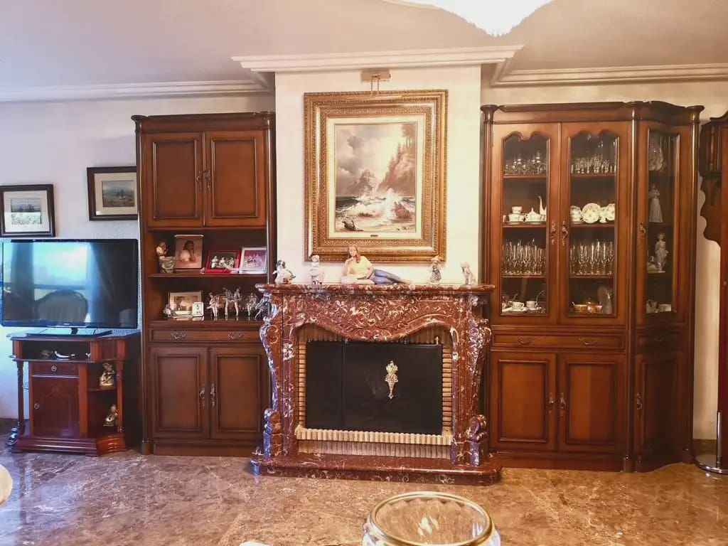 8 bedroom Flat for sale in Elche / Elx - € 799,000 (Ref: 10130315)