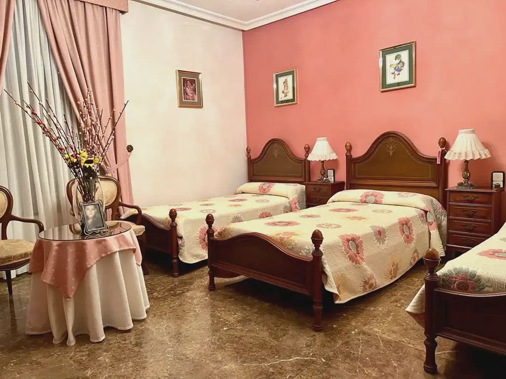 8 bedroom Flat for sale in Elche / Elx - € 799,000 (Ref: 10130315)