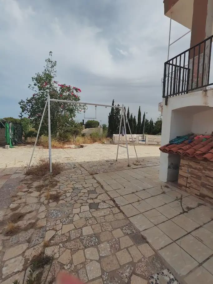 4 bedroom Villa for sale in Elche / Elx with pool - € 315,000 (Ref: 10130317)