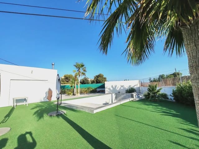 4 chambre Villa/Maison à vendre à Carrús Oest - El Toscar, Elche / Elx avec piscine garage - 750 000 € (Ref: 10130318)