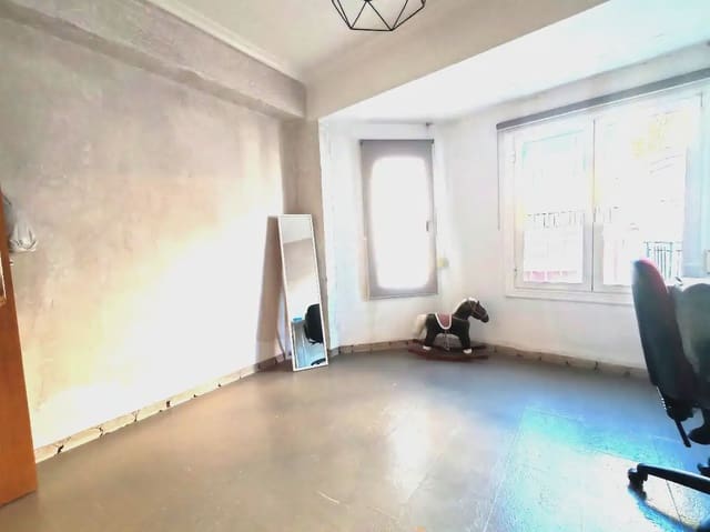 3 slaapkamer Flat te koop in El Pla de Sant Josep - L'Asil, Elche / Elx - € 145.000 (Ref: 10130322)