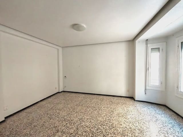 4 quarto Apartamento para venda em Centro, Elche / Elx - 305 000 € (Ref: 10130325)