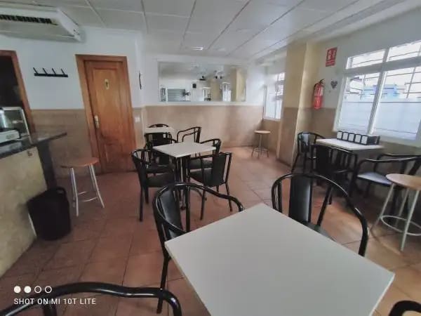 Commercial for sale in Elche / Elx - € 89,000 (Ref: 10130326)