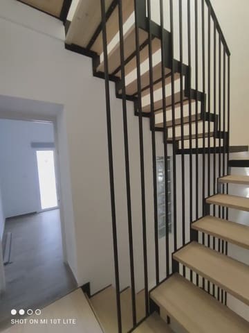 3 slaapkamer Rijtjeshuis te koop in El Raval - Portes Encarnades, Elche / Elx - € 349.000 (Ref: 10130328)