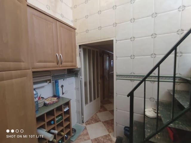 4 slaapkamer Rijtjeshuis te koop in El Raval - Portes Encarnades, Elche / Elx - € 240.000 (Ref: 10130330)