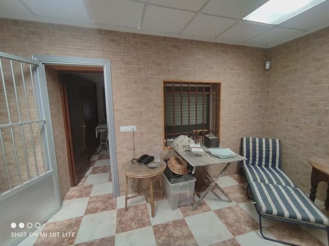 4 slaapkamer Rijtjeshuis te koop in El Raval - Portes Encarnades, Elche / Elx - € 240.000 (Ref: 10130330)
