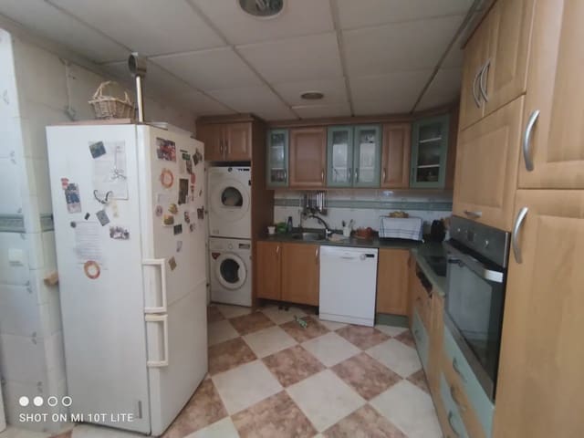 4 slaapkamer Rijtjeshuis te koop in El Raval - Portes Encarnades, Elche / Elx - € 240.000 (Ref: 10130330)