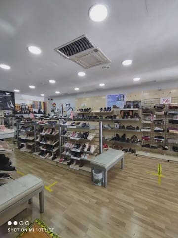 Commerciale in vendita in Carrús Est - Camí dels Magros, Elche / Elx - 45.000 € (Rif: 10130332)
