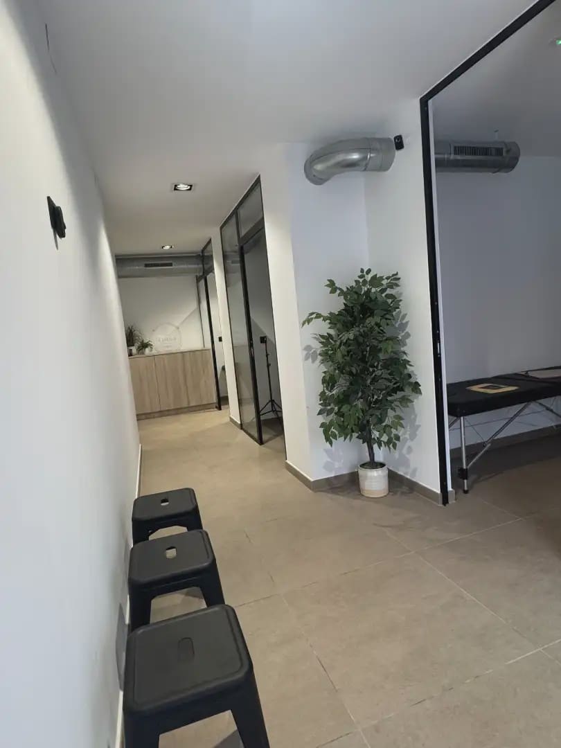 Kommersiell til leie i Elche / Elx - € 400 (Ref: 10130336)