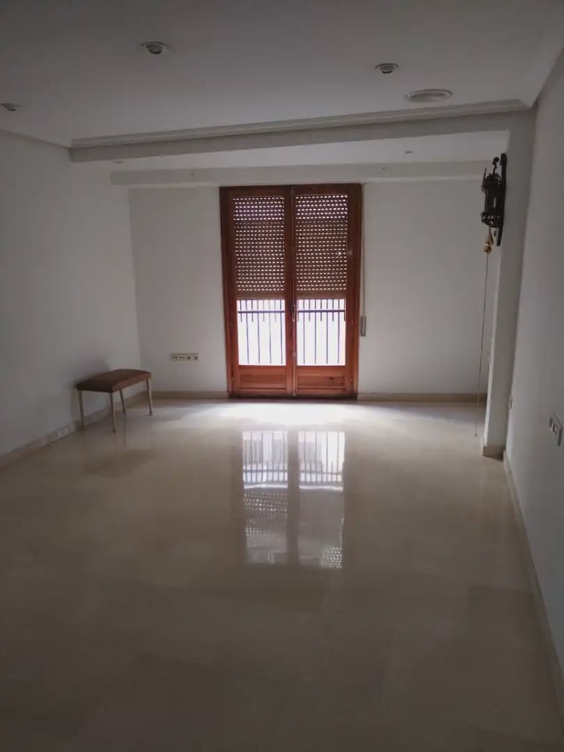 4 bedroom Flat for sale in Elche / Elx - € 260,000 (Ref: 10130339)
