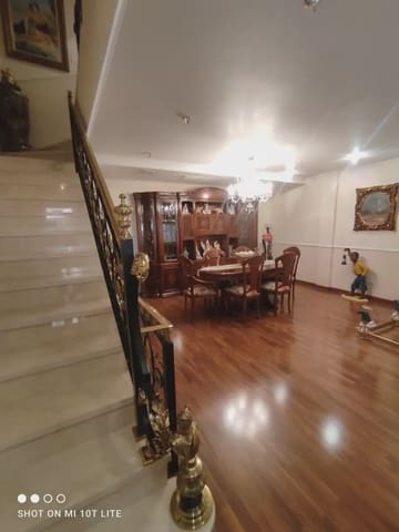 4 soveværelse Rækkehus til salg i Ciutat Universitària, Elche / Elx med swimmingpool garage - € 495.000 (Ref: 10130340)