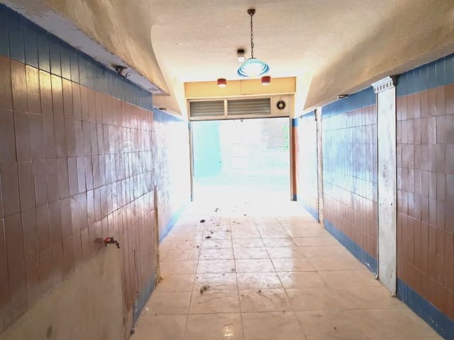 Local Comercial en Centro, Elche / Elx en venta - 75.000 € (Ref: 10130341)