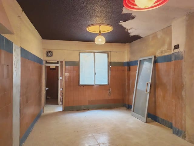 Local Comercial en Centro, Elche / Elx en venta - 75.000 € (Ref: 10130341)