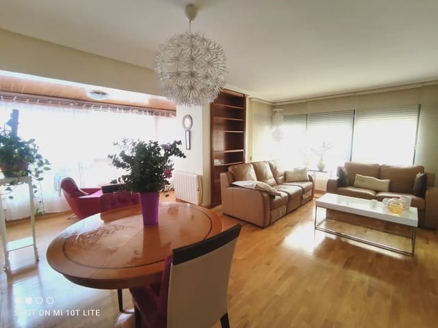 4 quarto Apartamento para venda em Centro, Elche / Elx - 395 000 € (Ref: 10130345)