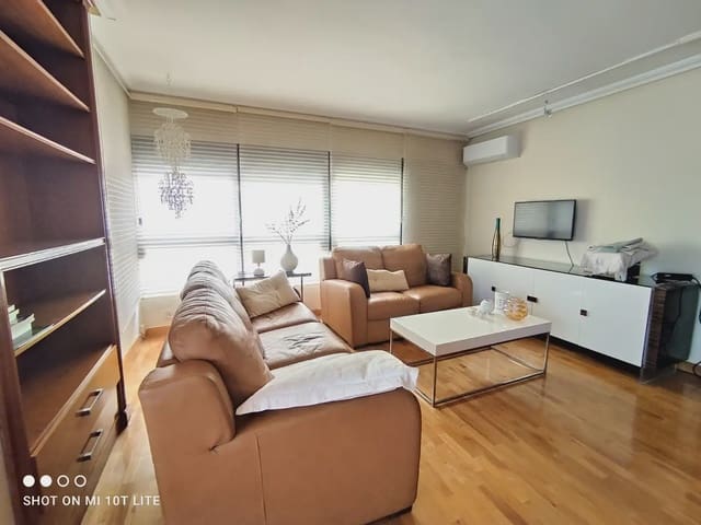 4 quarto Apartamento para venda em Centro, Elche / Elx - 395 000 € (Ref: 10130345)