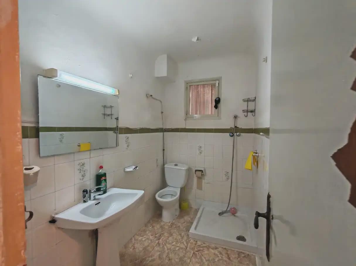 4 bedroom Flat for sale in Elche / Elx - € 112,000 (Ref: 10130346)