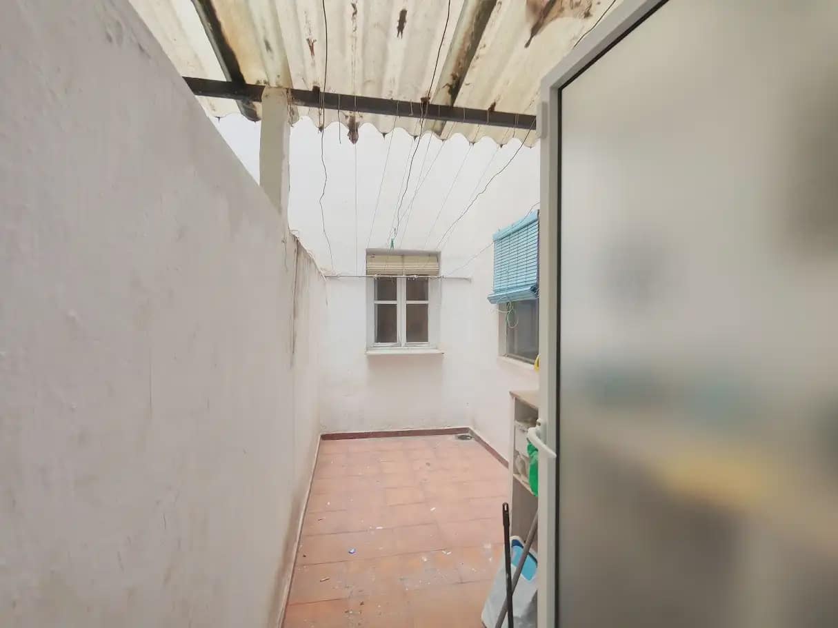 4 bedroom Flat for sale in Elche / Elx - € 112,000 (Ref: 10130346)