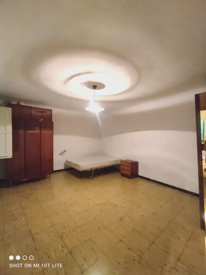 4 bedroom Flat for sale in Elche / Elx - € 112,000 (Ref: 10130346)